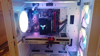 Predam novy herny PC /RTX3060Ti-O8G/RYZEN 5 5600/32GB DDR4 - 3