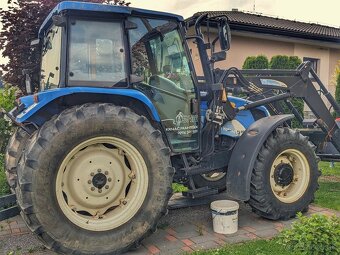 Predám traktor New Holland TL90 s nakladačom - 3