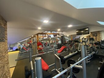 Na predaj GYM + piváreň + obchodné priestpory Komárno - 3
