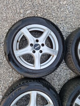 Alu disky s pneu 5x114,3 205/55 R16 - 3