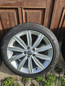 Audi A6 C8 R19 245/45 - 3