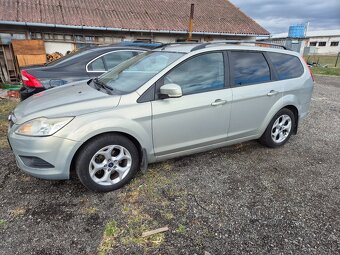 Predám Ford Focus  Kombi r.v.2009 - 3