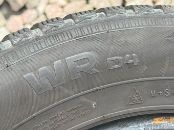 195/65 R15 - 3
