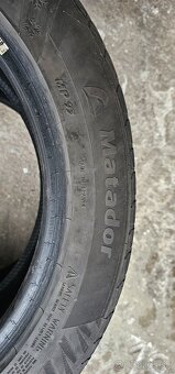 Predam zimné pneumatiky 215/55 R17 - 3
