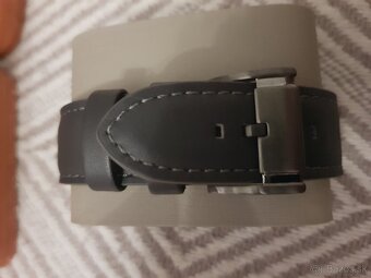 Predám Hodinky Fossil - 3