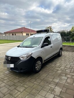 Chladiarenske auto Dacia dokker - 3