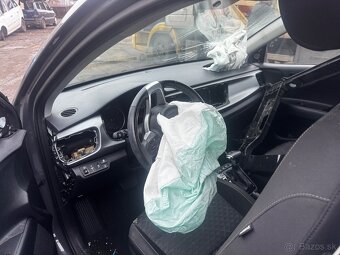 KIA RIO 2021 na náhradné diely ND - 3