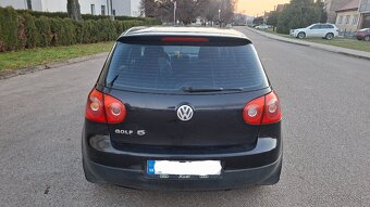 Volkswagen Golf 5 - 3