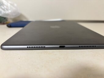 Predám iPad Air gen3 256GB - 3
