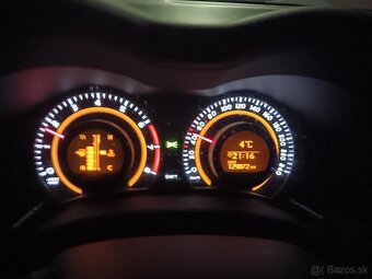 Toyota COROLLA 1.33 - 3