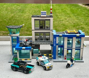 LEGO City 60047 - Policajná stanica - 3