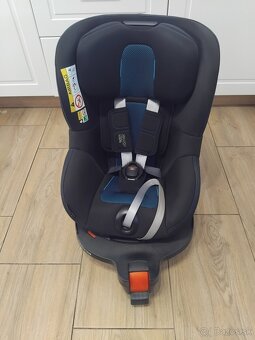 Predám autosedačku Britax Römer Dualfix M i-size do 18kg - 3