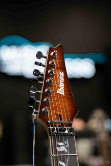 Ibanez RG8527-BSR j.custom 4,12kg - 3