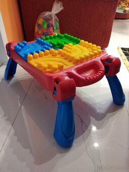 Hraci lego stolík - 3