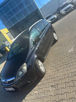 Zafira - 3