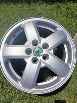 Elektróny na Škoda Octavia 1 - 3