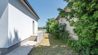 Kompletne zrekonštruovaný rodinný dom v tichej lokalite Sečo - 3
