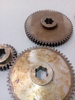 Tos S28/32 ozubené kolesá - 3