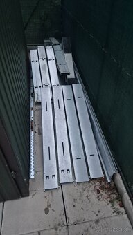 Predám menič Growatt - 3