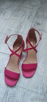 Predam damske sadaky - 3