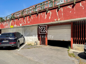 NA PREDAJ - garáž s elektrinou Ťahanovce - 3