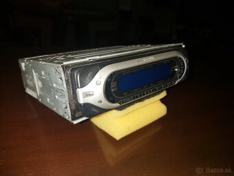 Autorádio Sony a Sencor, dvd s monitorom v opierke - 3