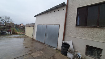 Dom s dvomi garážami Čerenčany - 3