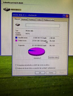 Stolový počítač s Windows XP – ideálny pre staršie programy - 3