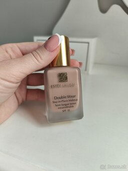 Estee Lauder Double Wear makeup 2C3 Fresco - 3