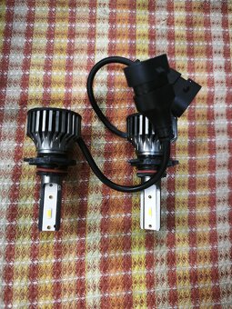 Predám LED žiarovky HB4 - 3