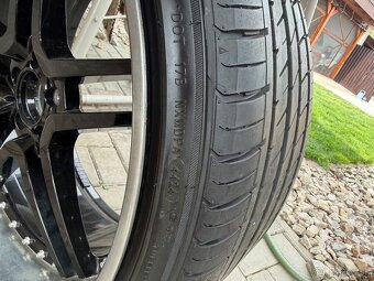 255/30 r22 - 3