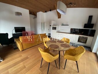 APARTMÁN VYSOKÉ TATRY- TATRANSKÁ ŠTRBA - 72 m2 - 3