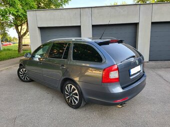 Predám Škoda Octavia II Sport Edition - 3