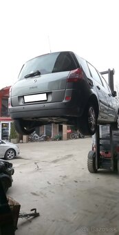 Renault Megane Scenic II 1,5Dci - 3