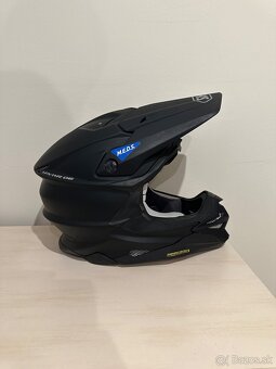 Shoei - 3