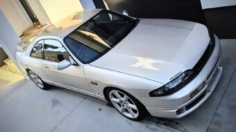 NISSAN SKYLINE R33 GT-S - 3