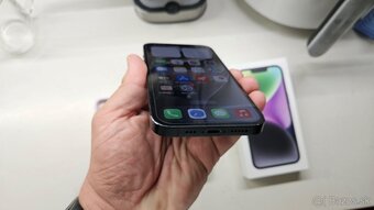 Apple iPhone 14 čierny 128GB - nová batéria - 3