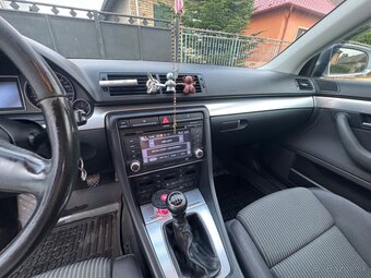 Audi - 3
