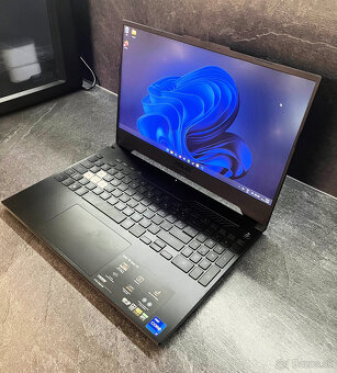 ASUS TUF F15 FX517ZR - 3