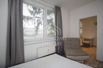 BANŠELOVA - 1 iz. byt, 30 m2, voľný od 1.6. - 3