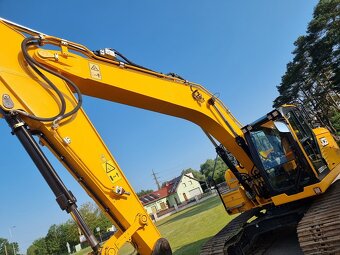 JCB 220X 2021 LC 4F - 3590mth - TOP stav (svahovka) - 3
