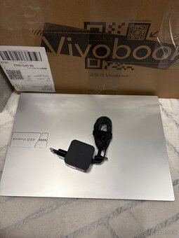 Asus VivoBook (M1605YA‑MB247W) - 3