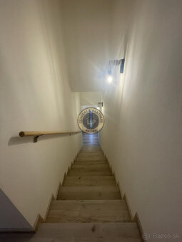 Predaj - 3 izbový byt v obci Vrakúň - 3