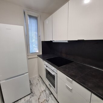 EXKLUZÍVNA rekonštrukcia 2i bytu prerobeného na 3i v Šali - 3