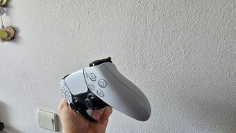 Joypad / Joystick na Playstation 5 / PS5 - 3