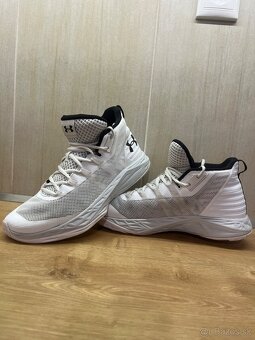 Under Armour JET MID 42,5 - 3