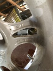 Predam dieli suzuki swift - 3