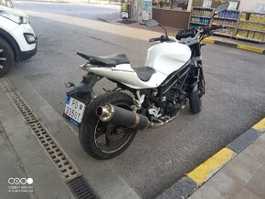 Hyosung GT650 Comet - 3
