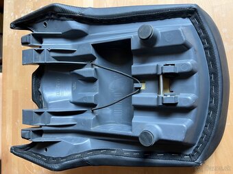 Sedadlo na motorku BMW R12RT - 3