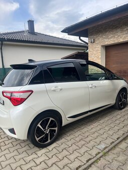 Toyota Yaris 1.5benzin 82kw r.v 2019 - 3